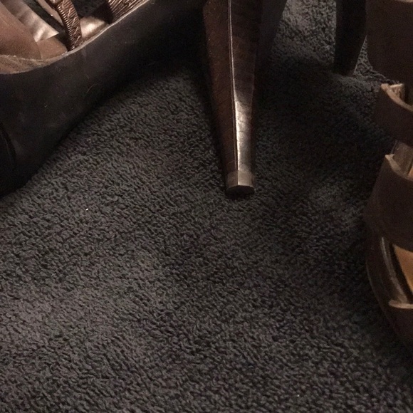 Shoes - Picture 3 of 3